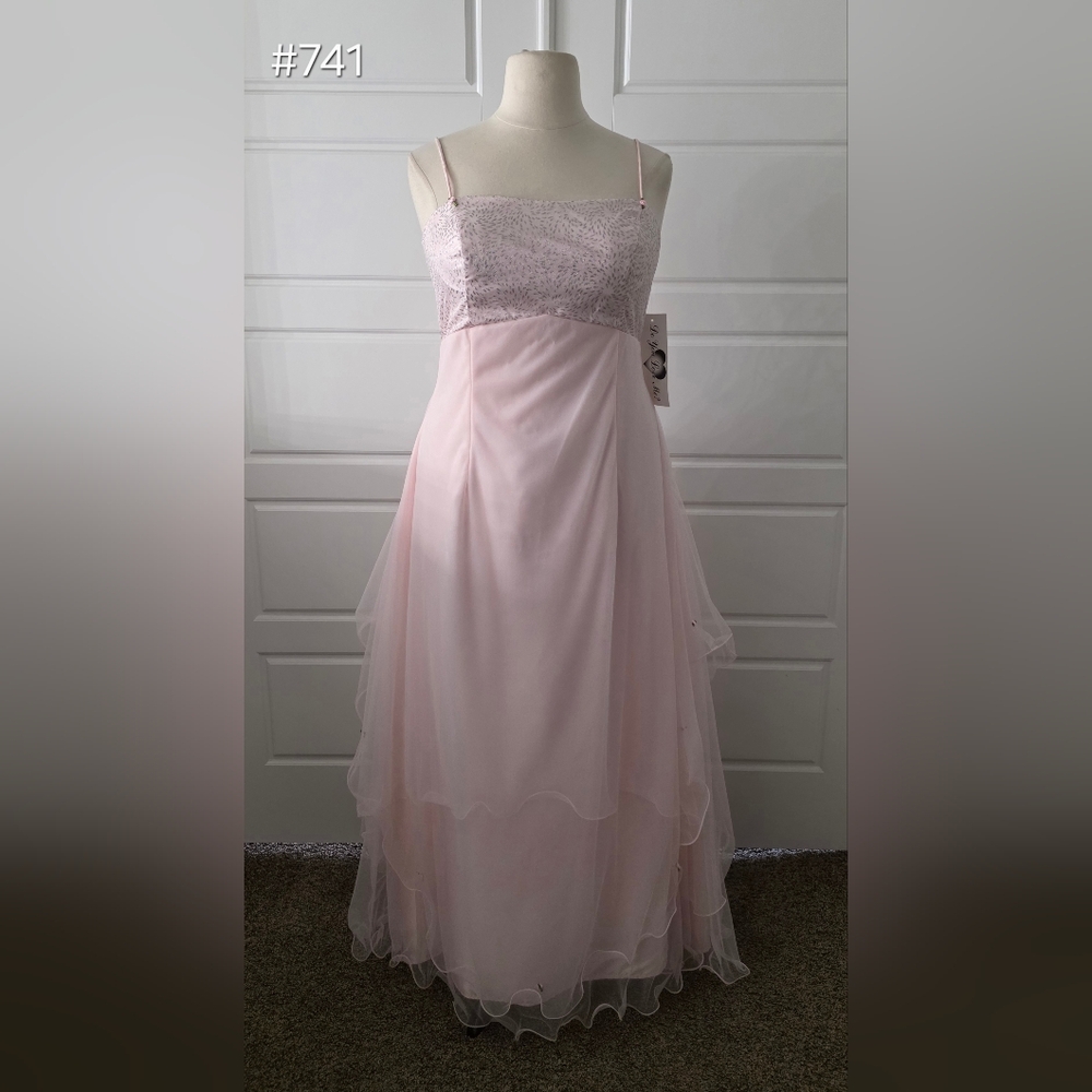 Pink Chiffon A-line Corset Back Prom Dress
